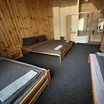 빌라 Pod Spicakem